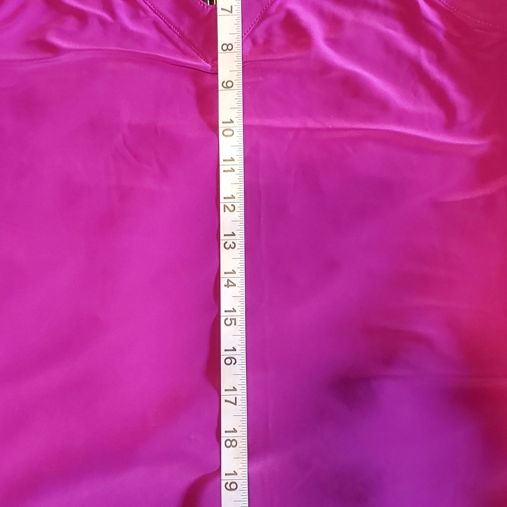 Womens size M sleeveless fuscia lightweight  strappy top  very cute - Picture 12 of 12